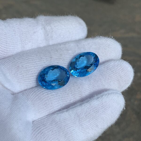 Sky Blue Topaz Pair – Oval Cut Natural Gemstones, Brilliant Faceted Stones for Jewelry Making - Image 2