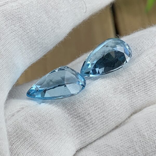 Pear Shape Sky Blue Topaz Gemstone Pair Pair - 15 Ct Natural Flawless Earring Stones - Image 4